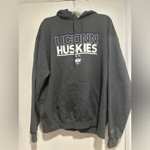 Men’s Champion XL Dark Gray UCONN Huskies Logo Spell-out Pullover Hoodie.